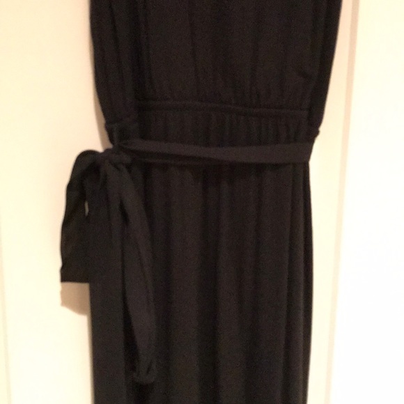 Long black maxi size small - Picture 2 of 4